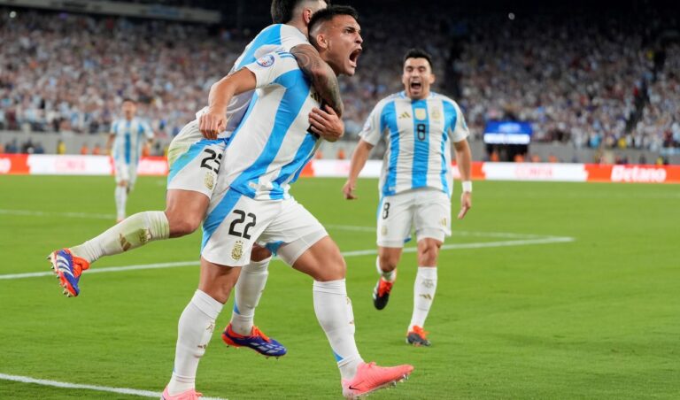 Argentina le ganó a Chile sobre el final