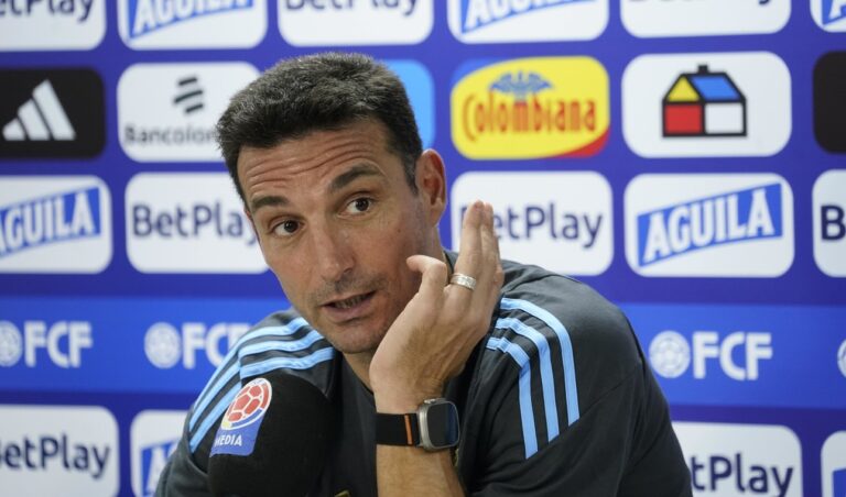 Scaloni, firme y picante tras la derrota en Barranquilla